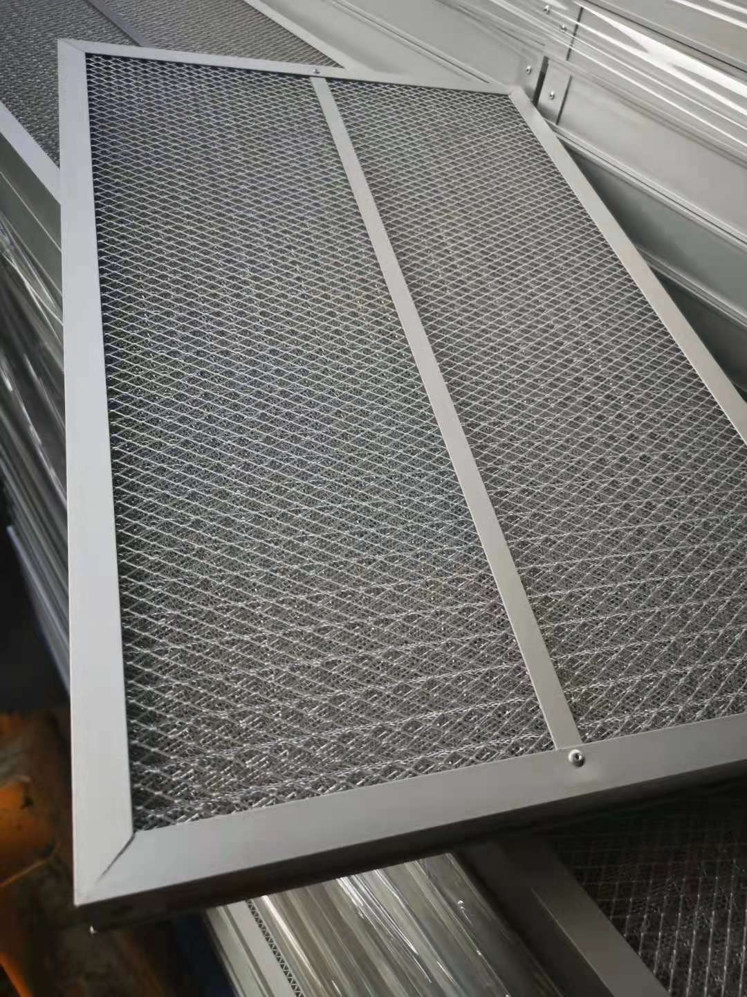 什麽叫（jiào）鋁網初效過（guò）濾器及（jí）金屬網過濾器