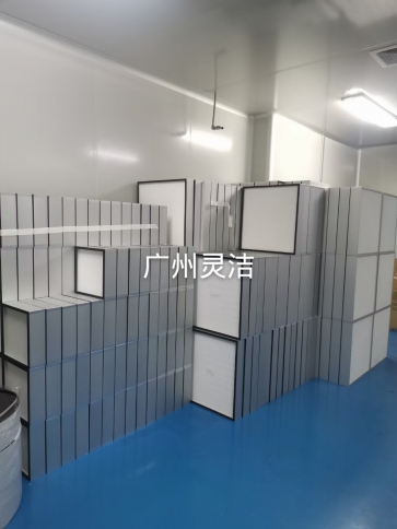 無隔板高效過濾器和有隔板高效過濾器有哪（nǎ）些區別